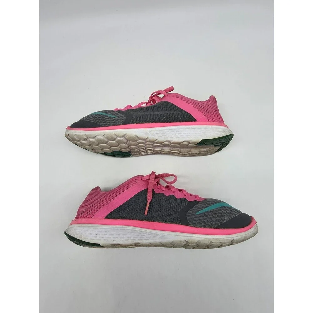 Nike FS Lite Run 3 Womens Size 8 Running Shoes Pink Blast Dark Grey 807145-011